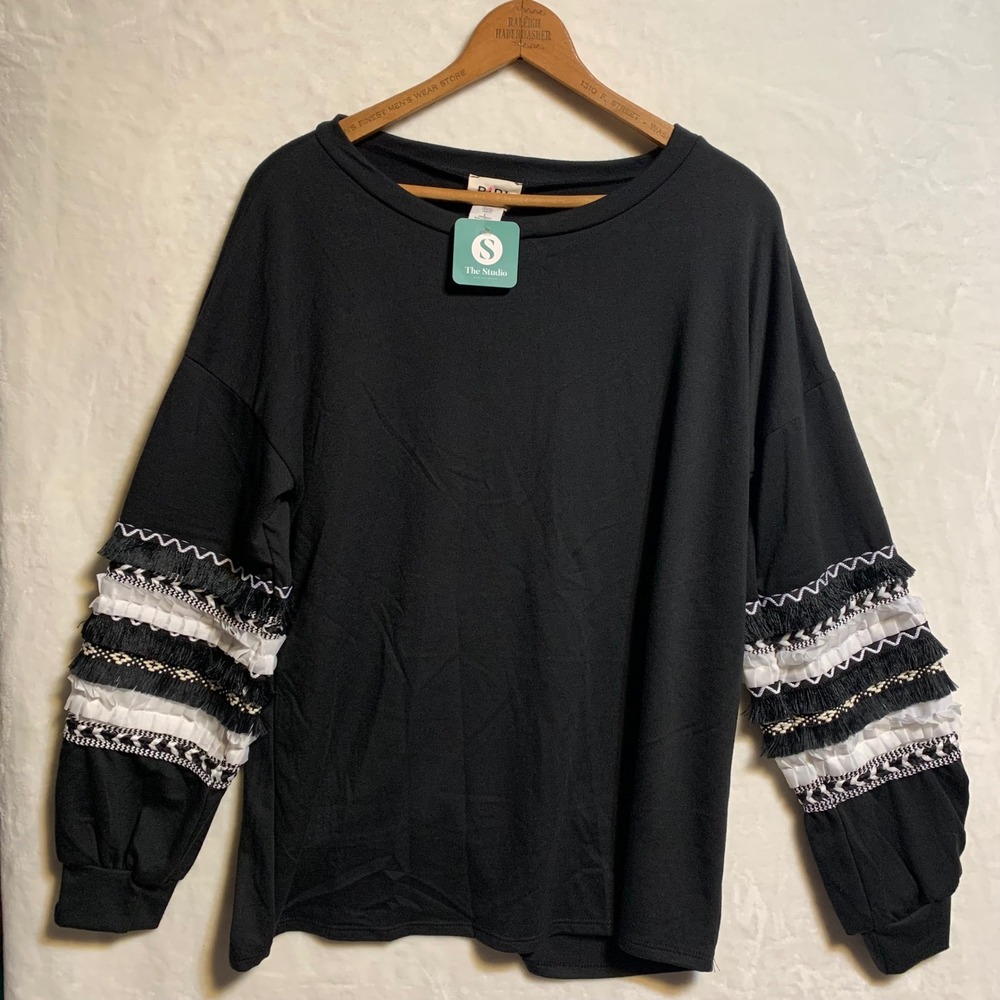 BIBI‎ Womens M Black Fringe Ruffle Statement Aztec Sleeve Knit Top Sweater NEW